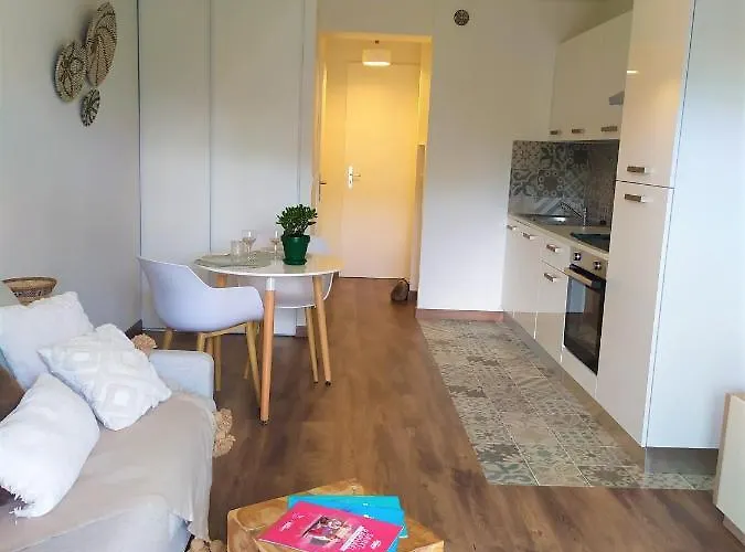 Studio Jardin Et Plage A 13 Min A Pied